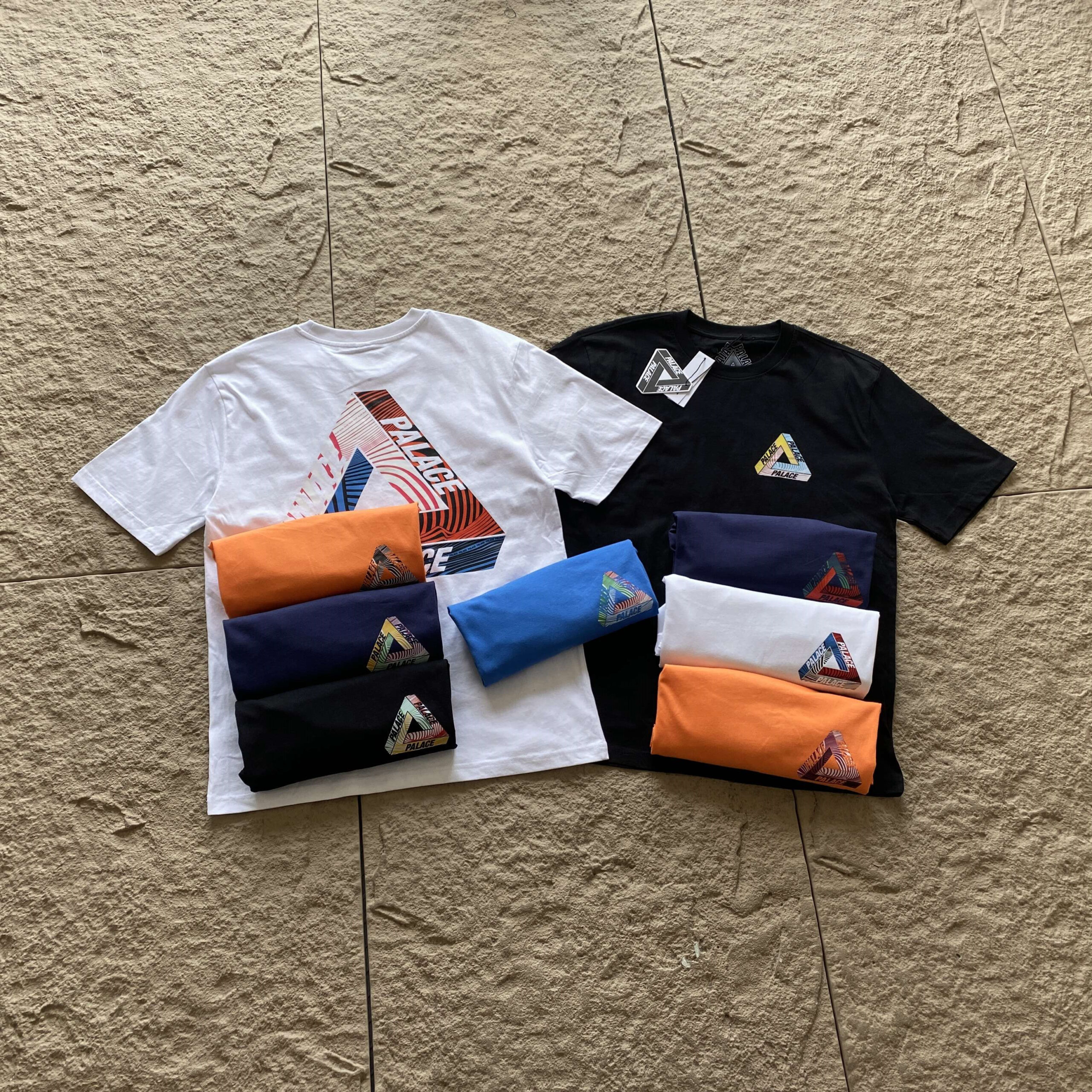 PALACE T-SHIRT