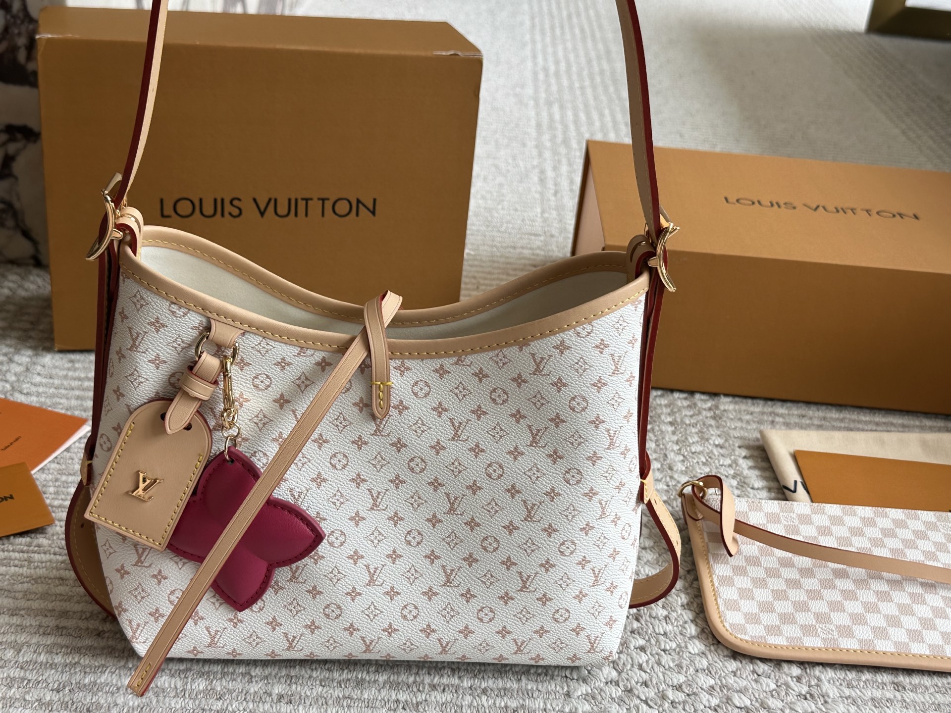 LV BAG