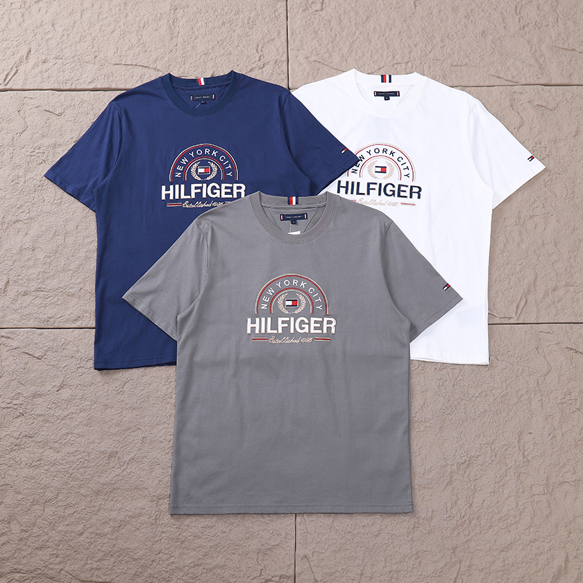TOMMY HILFIGER T-SHIRT