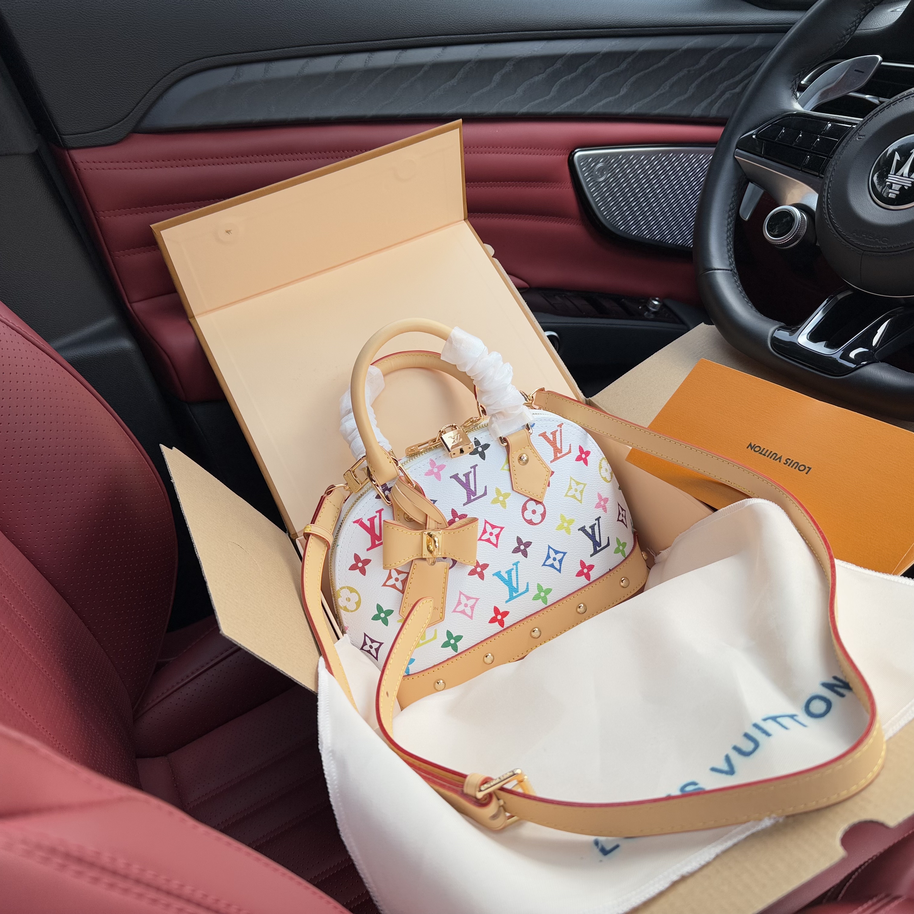 LV BAG