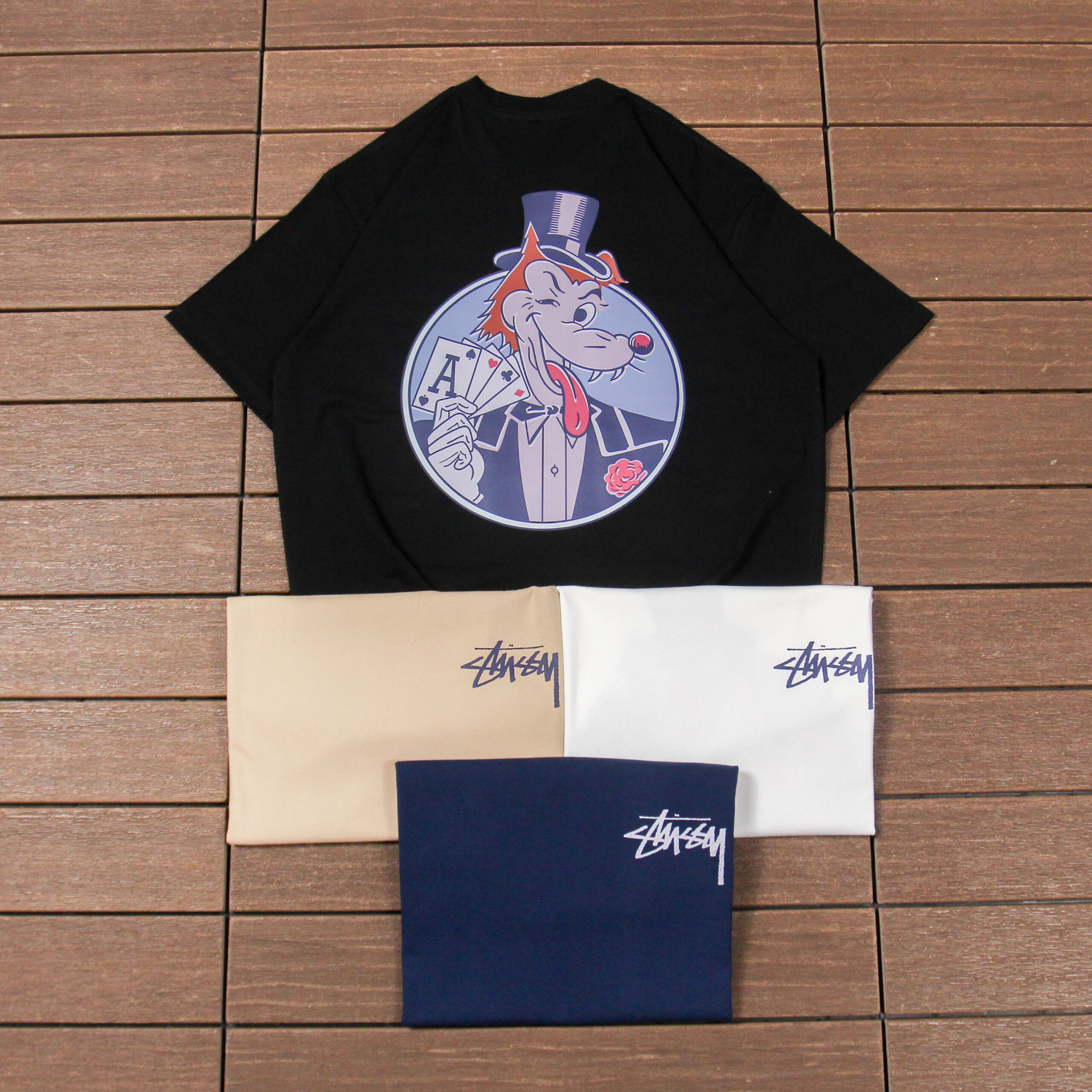 STUSSY T-SHIRT