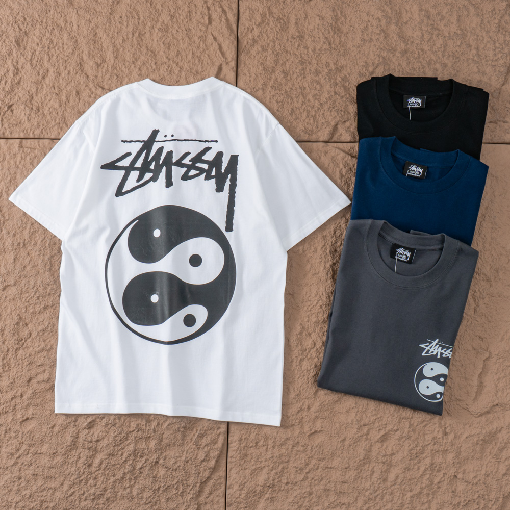 STUSSY T-SHIRT