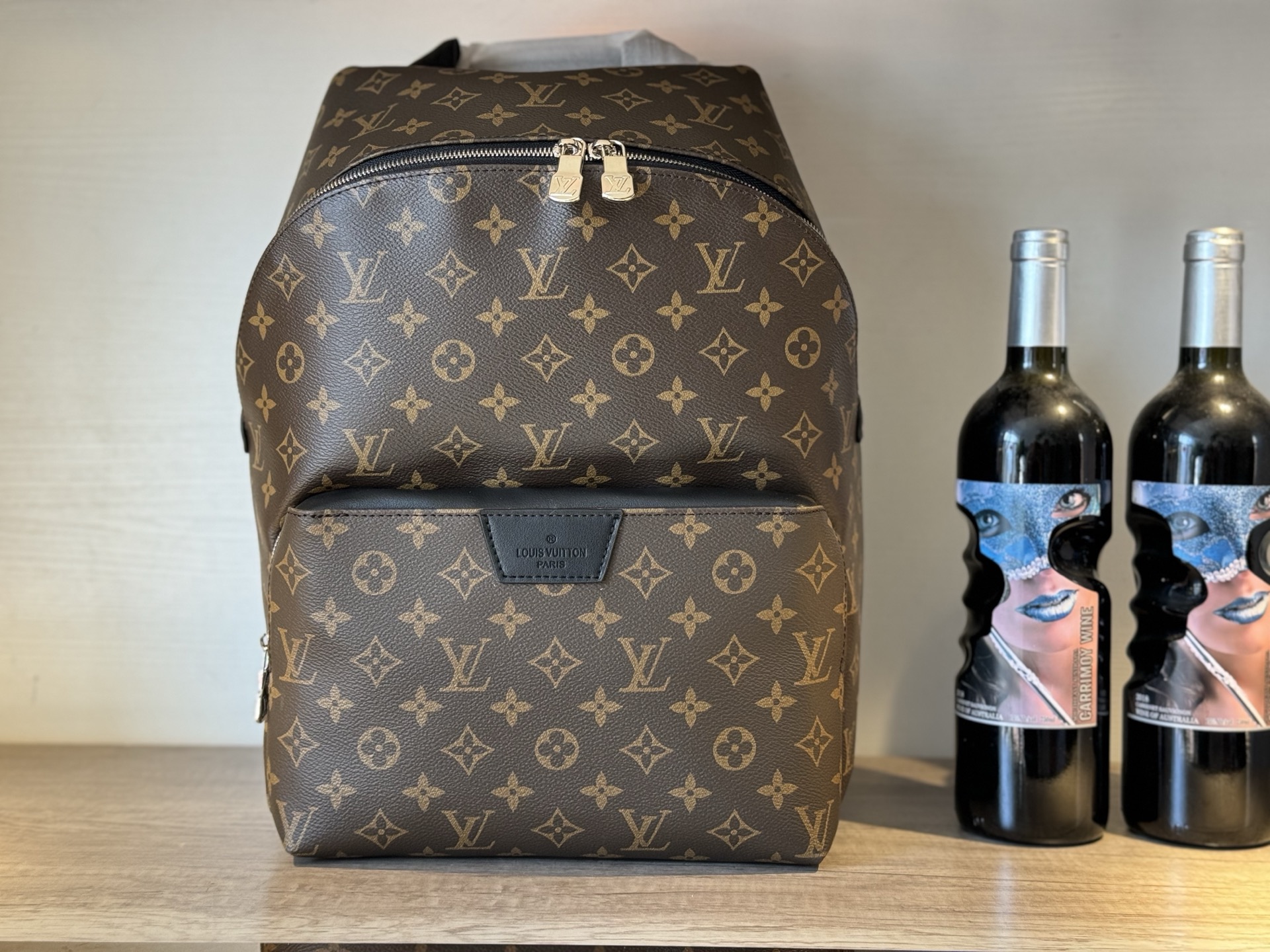 LV BAG