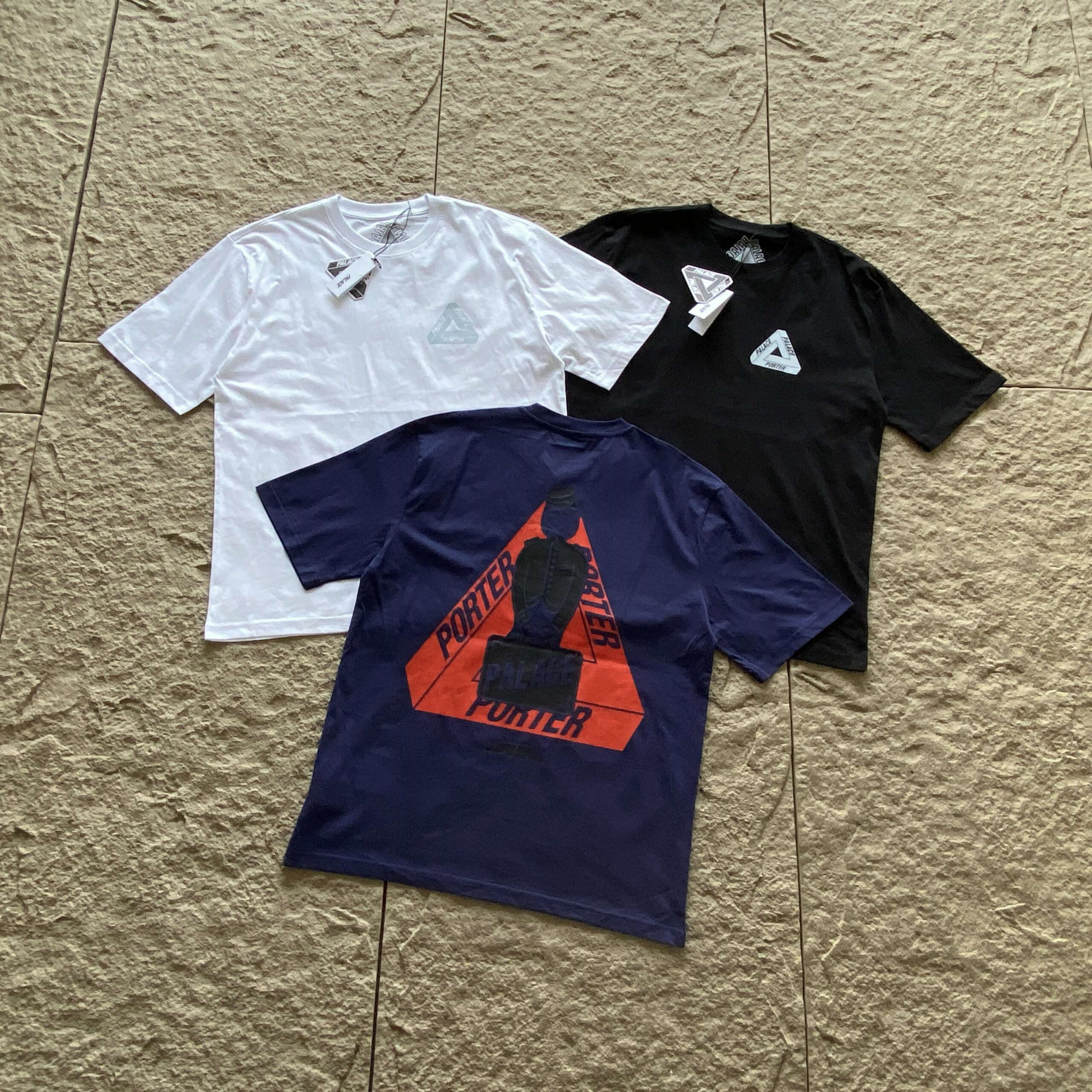 PALACE T-SHIRT