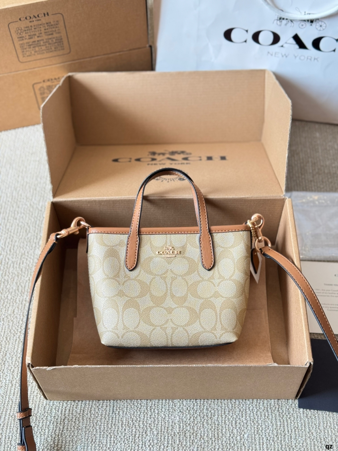 COACH BAG