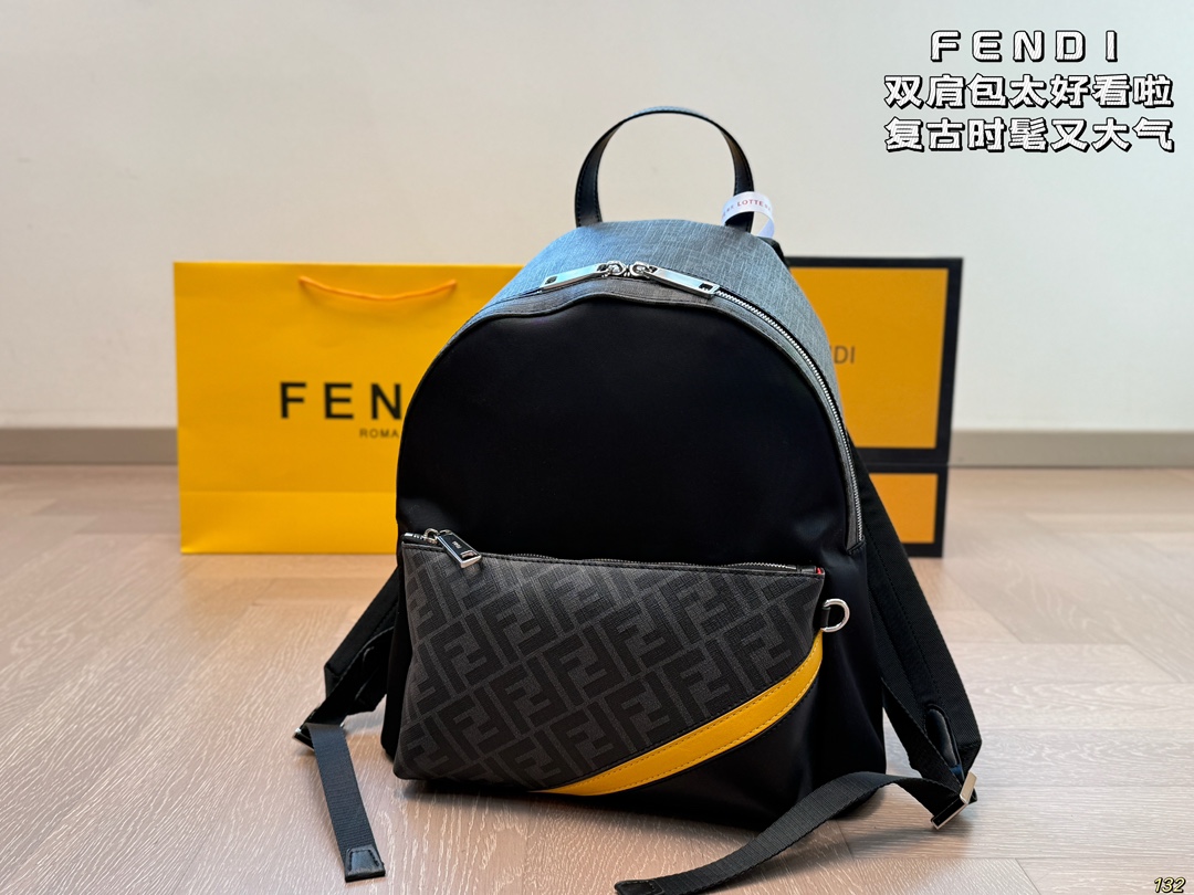 PRADA BAG