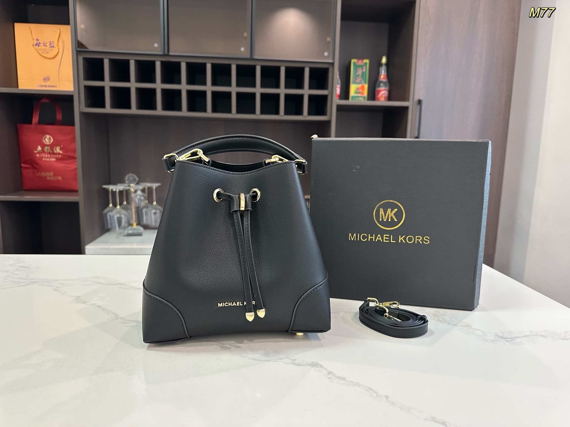 LV BAG