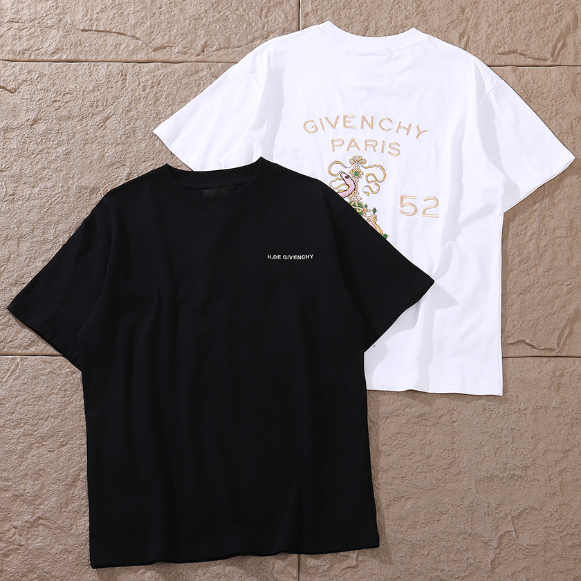 GIVENCHY T-SHIRT