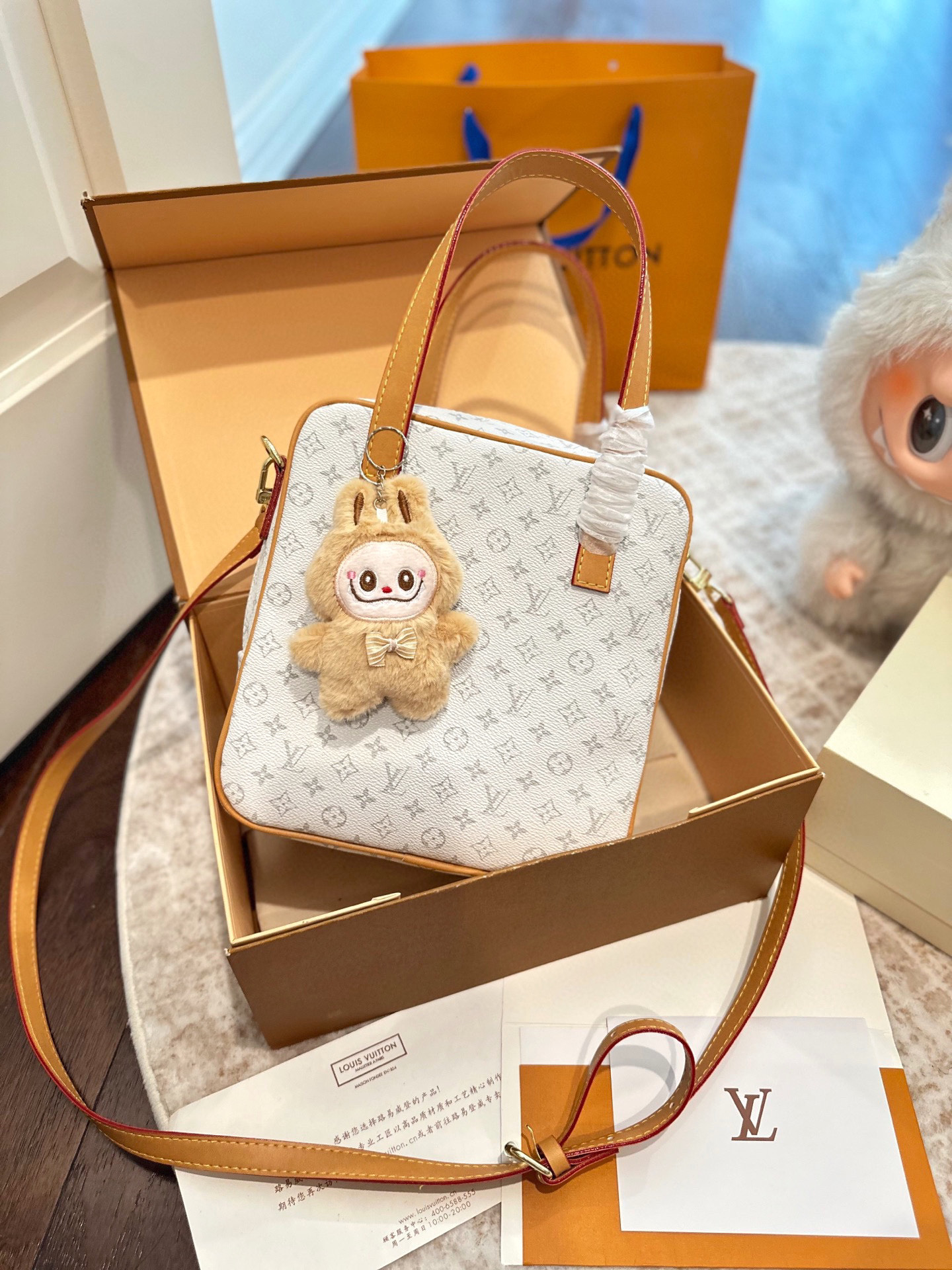 LV BAG