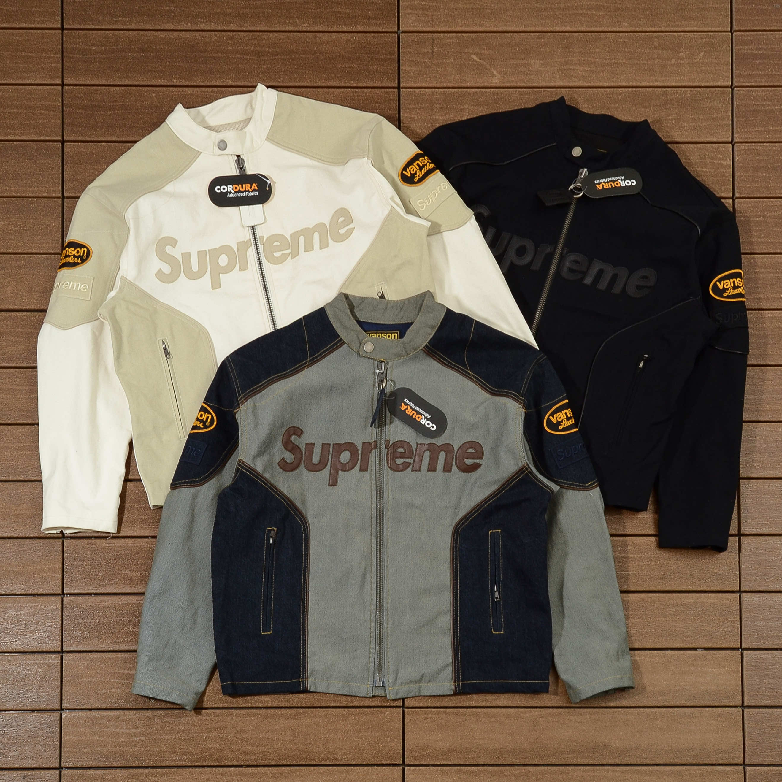 SUOREME JACKET