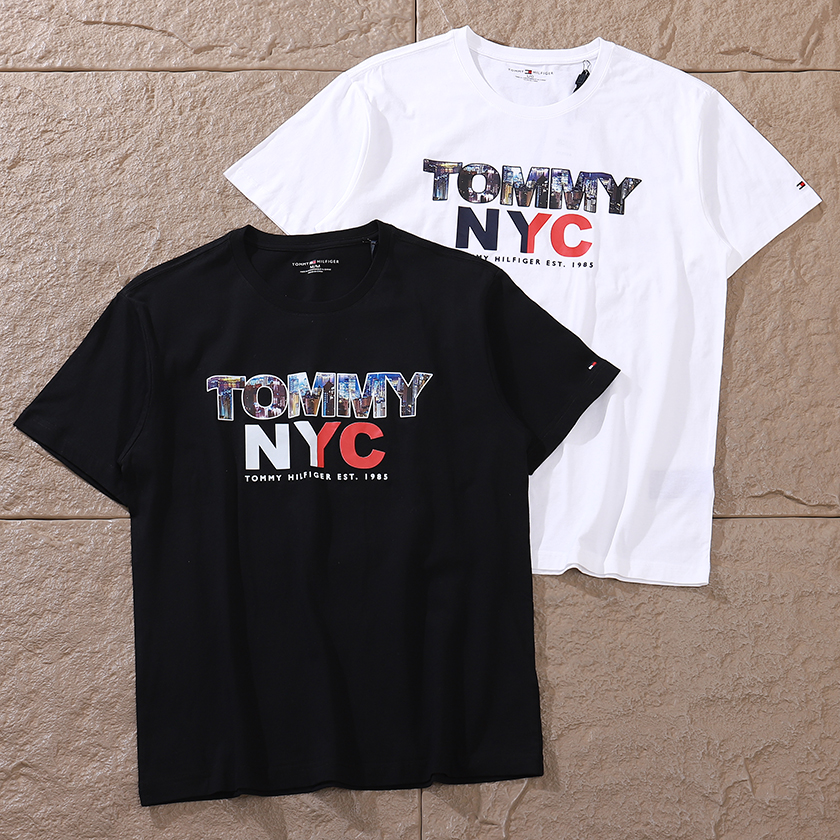 TOMMY HILFIGER T-SHIRT