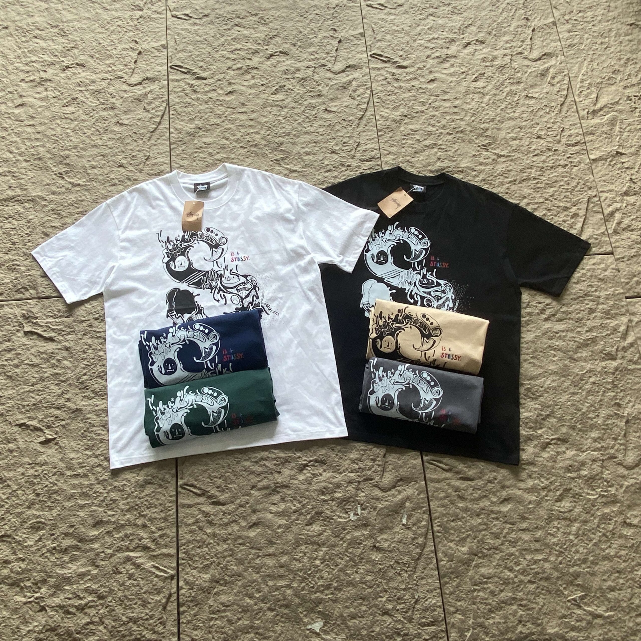 STUSSY T-SHIRT
