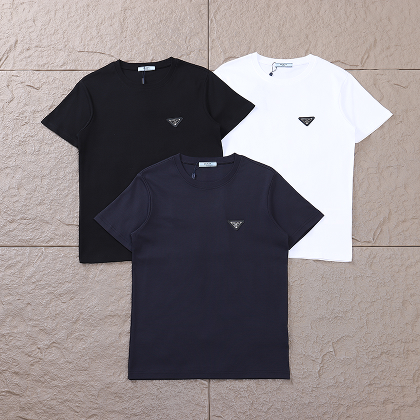 PRADA T-SHIRT
