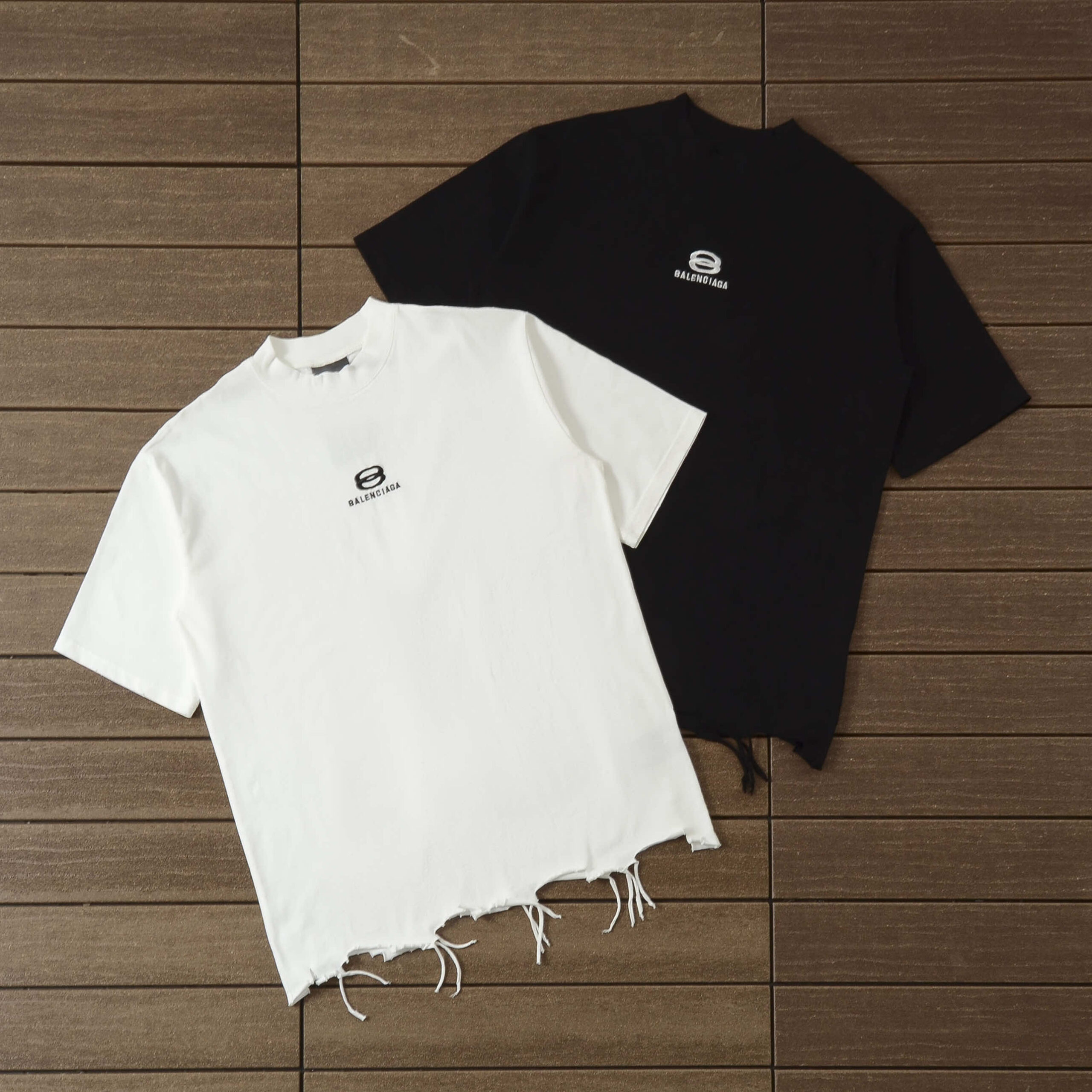 BALENCIAGA T-SHIRT