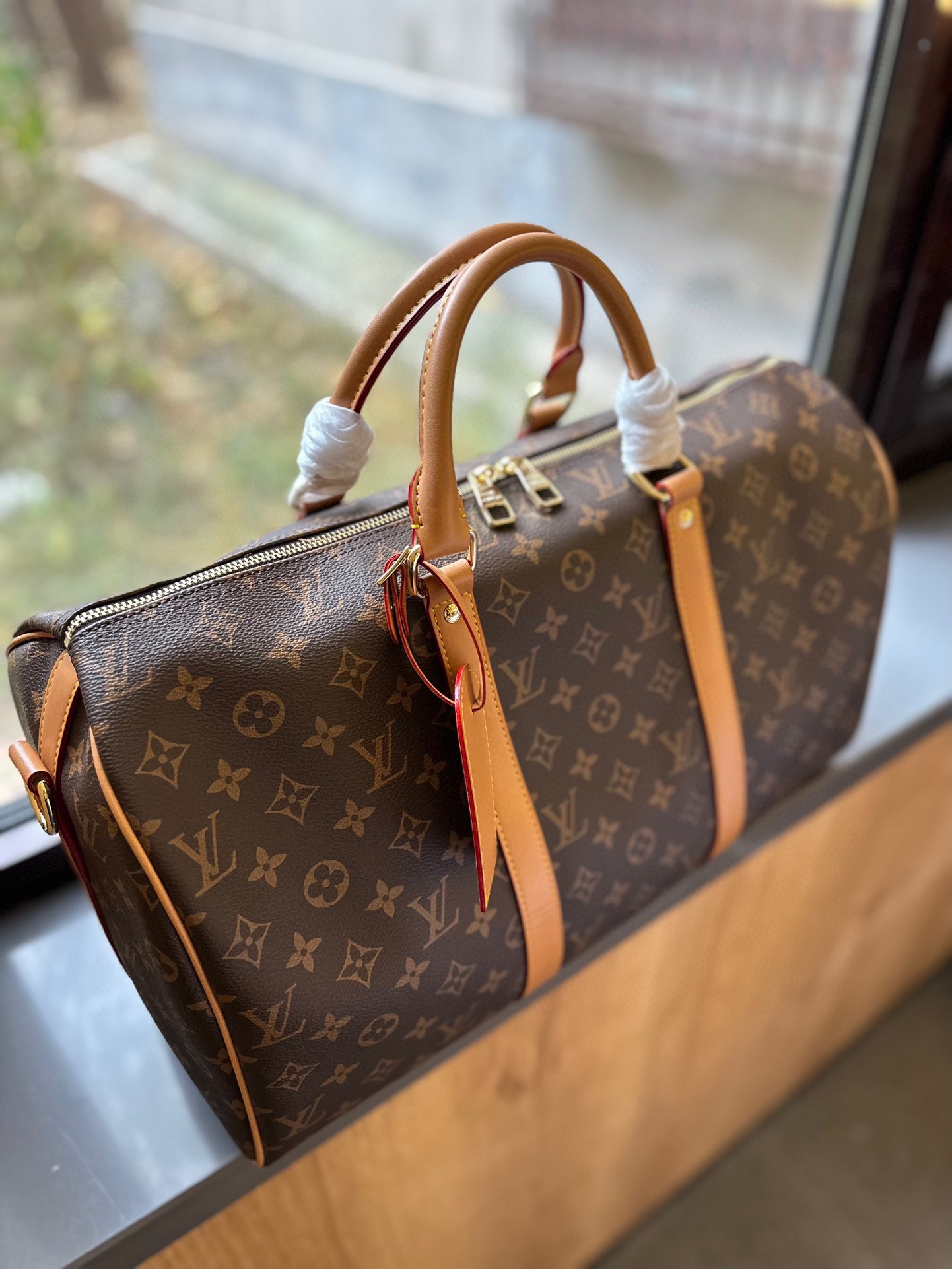 LV BAG