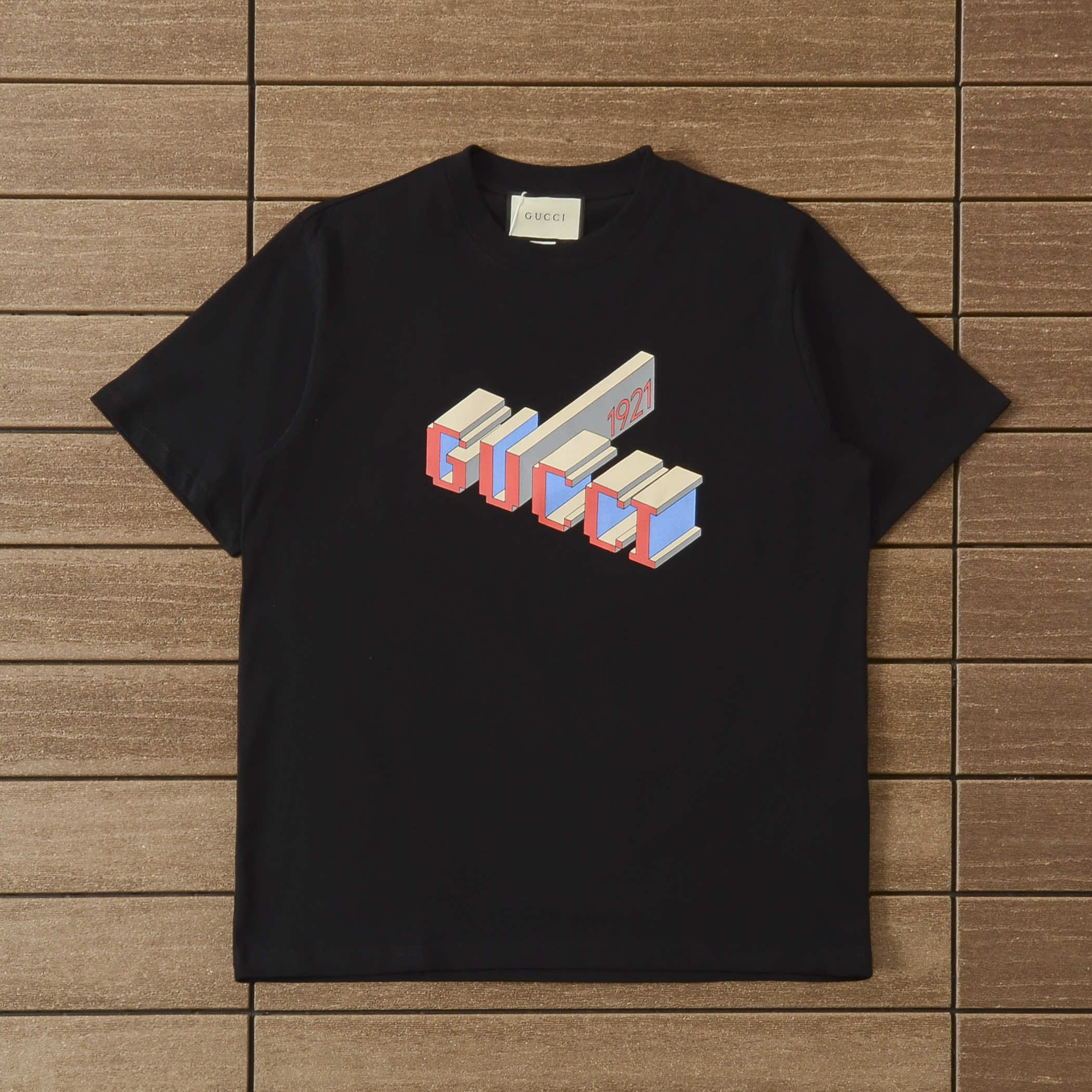 GUCCI T-shirt