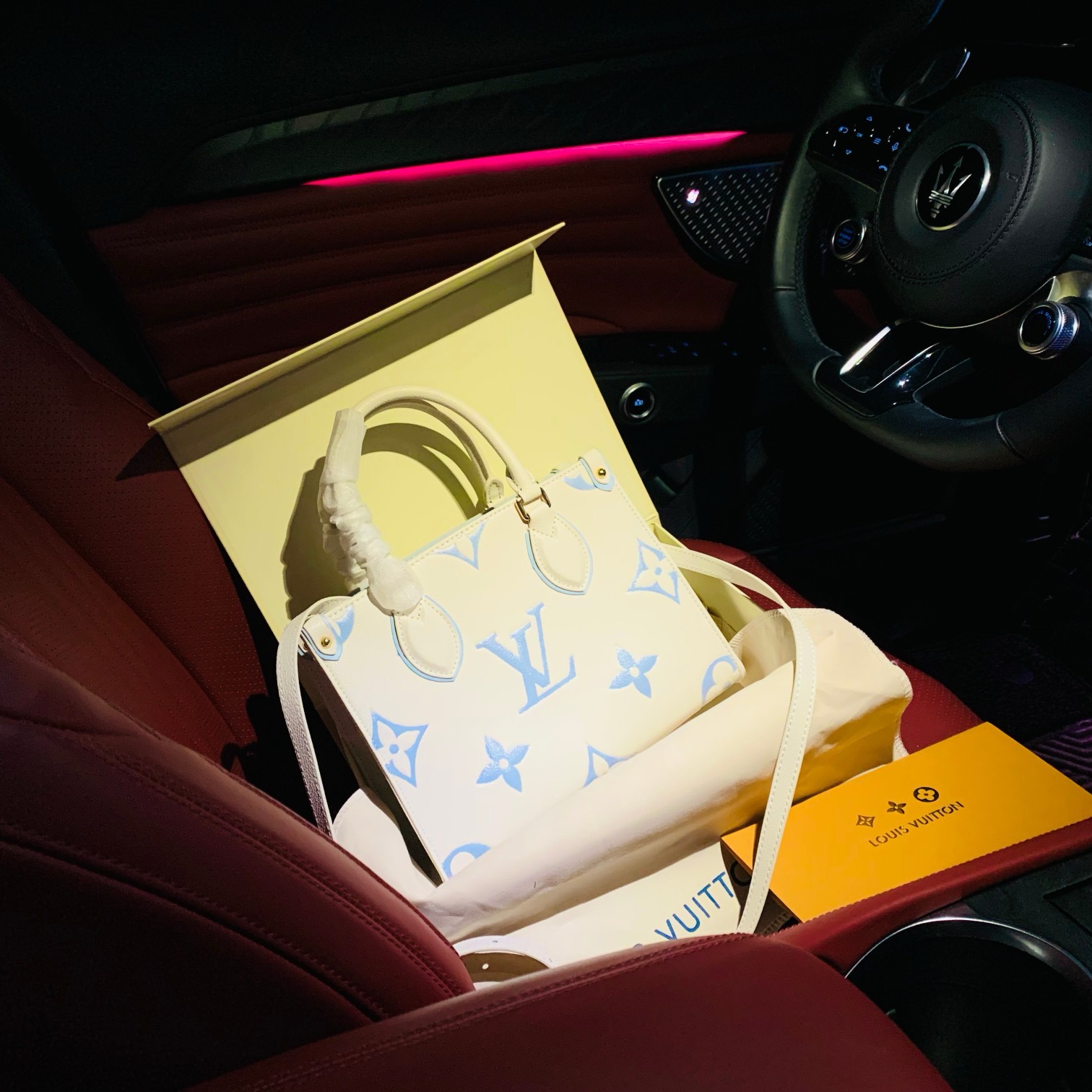 LV BAG