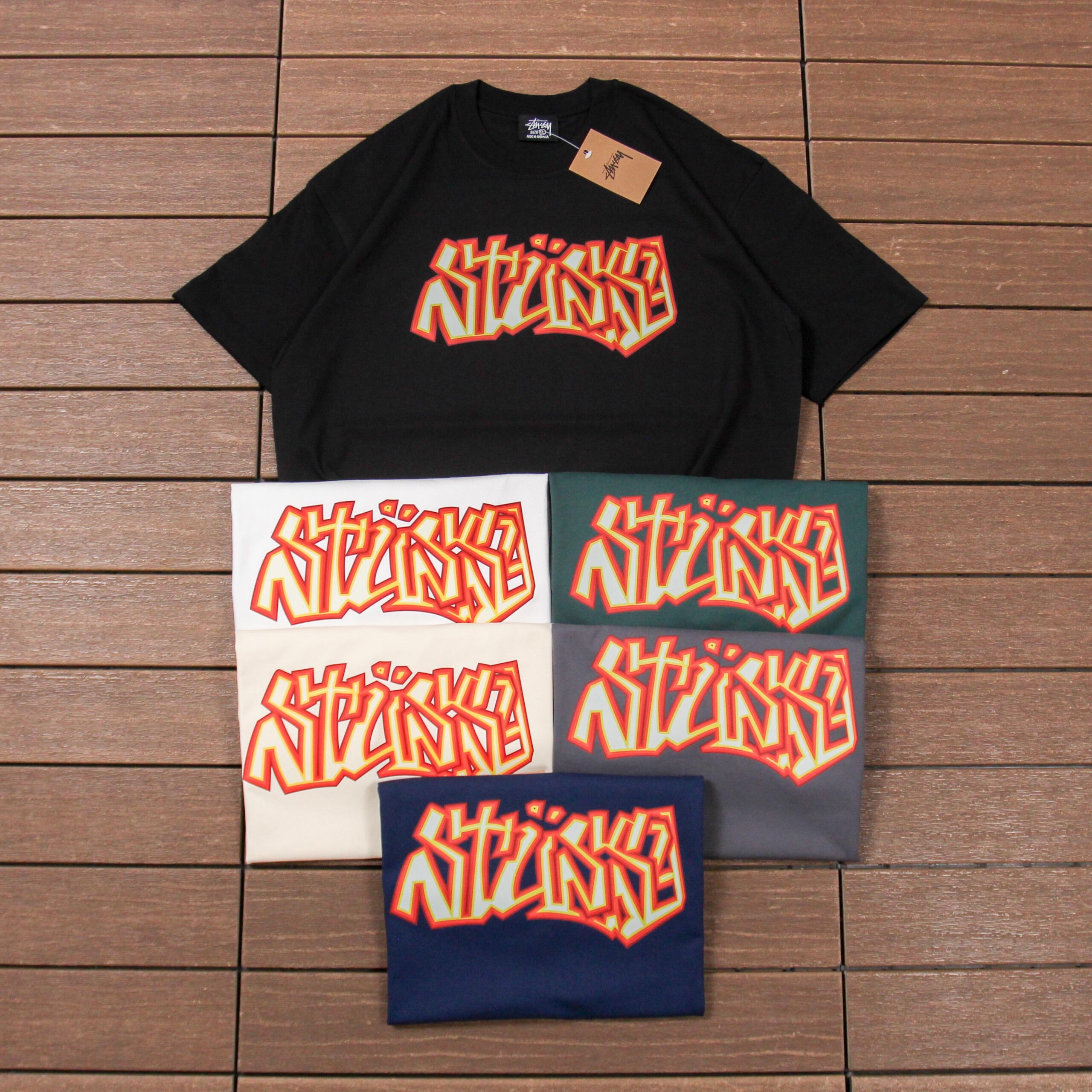 STUSSY T-SHIRT