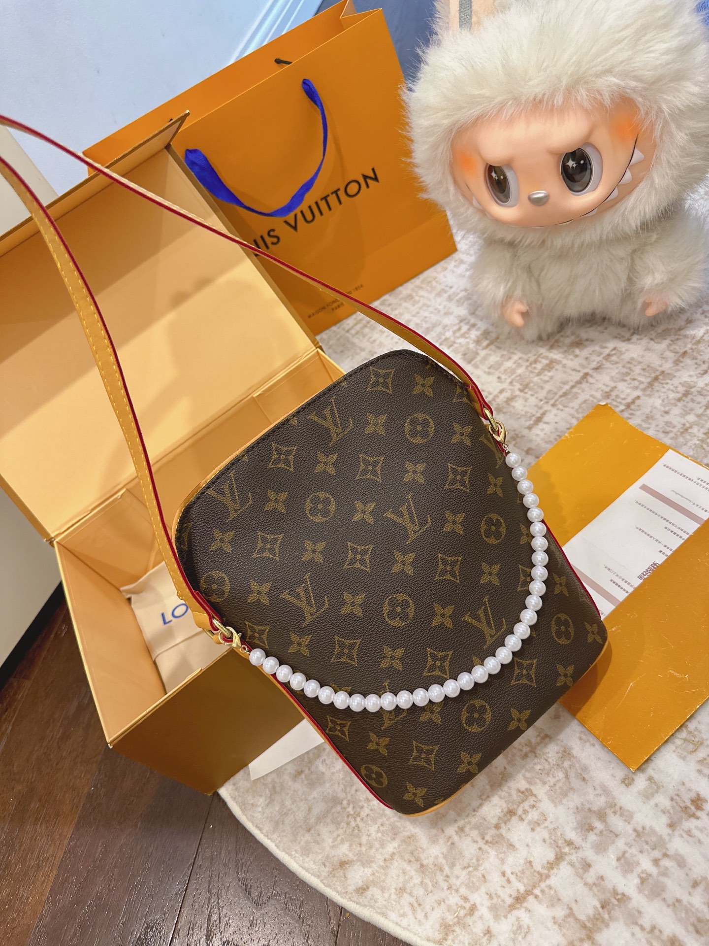 LV BAG