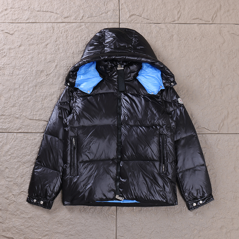 MONCLER DOWN JACKET