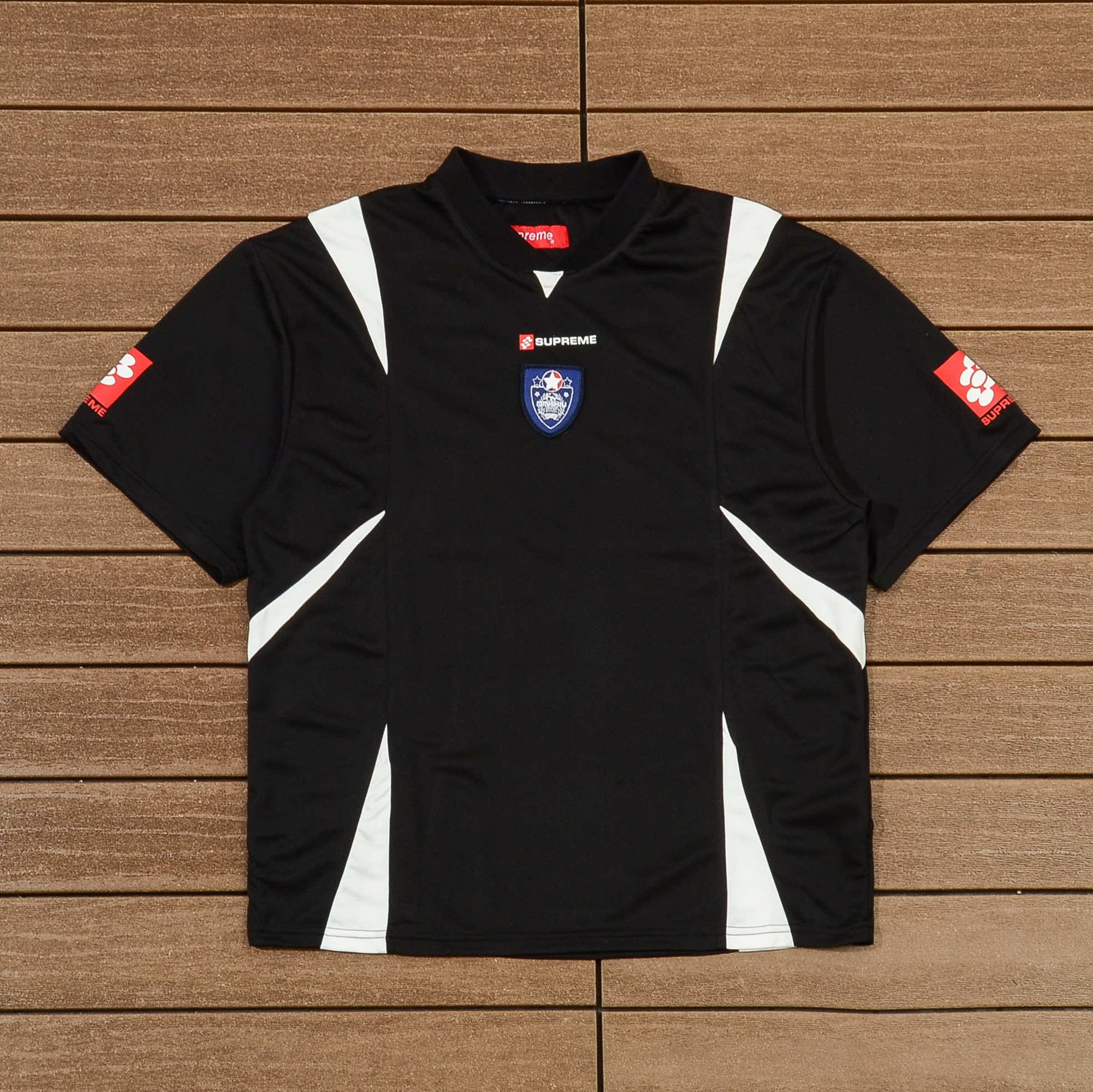 SUPREME T-SHIRT