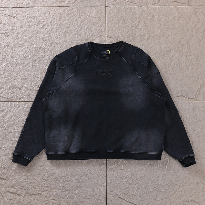 FAR SWEATER