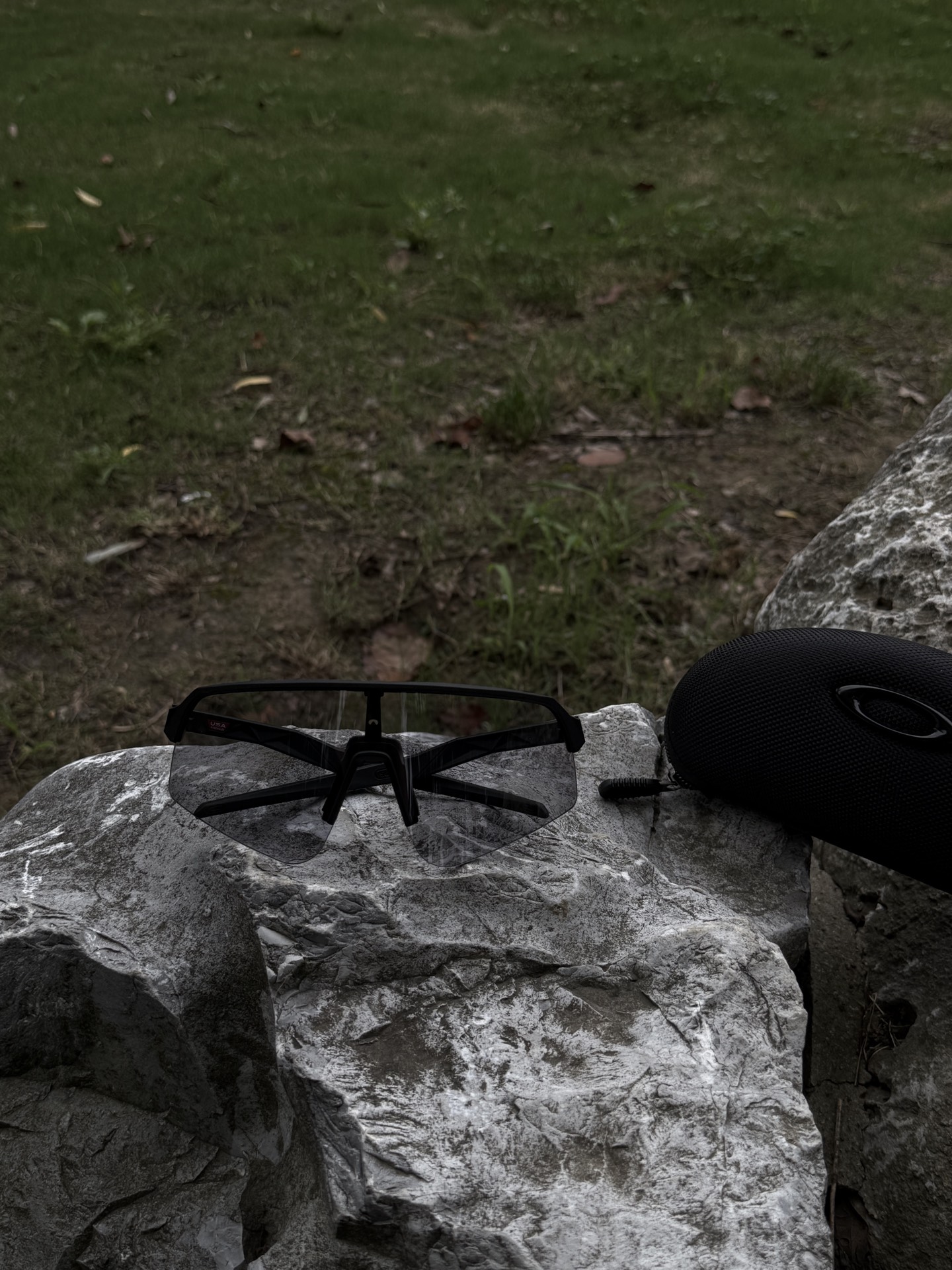 OAKLEY GLASSES