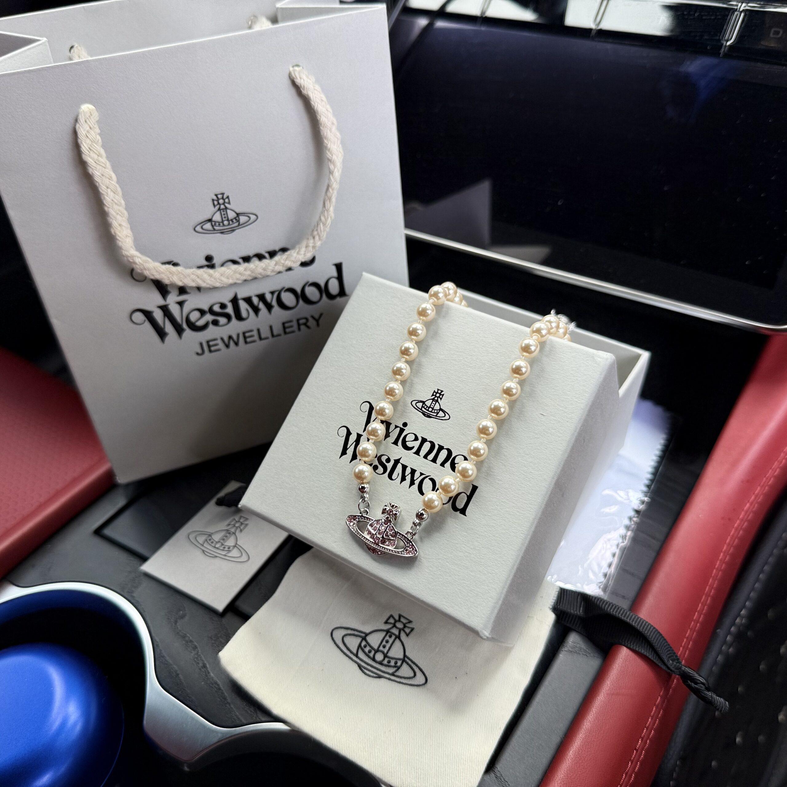 Vivienne Westwood JEWELRY