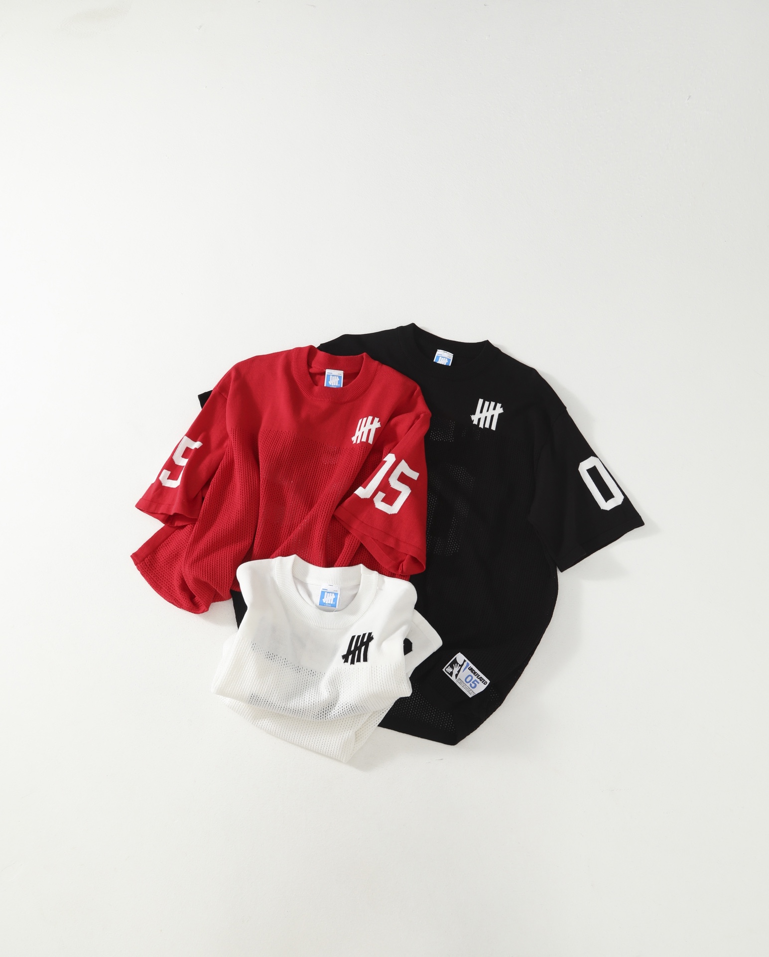 UNDEFEATED T-SHIRT