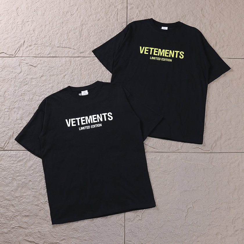 VETEMENTS T-SHIRT