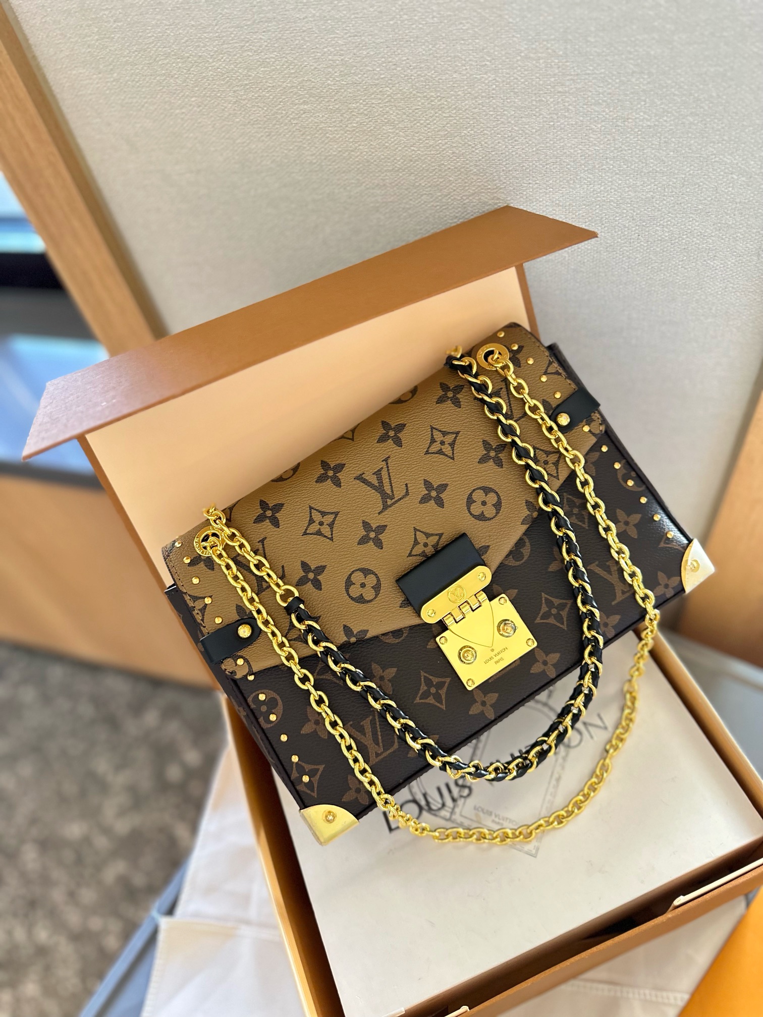 LV BAG