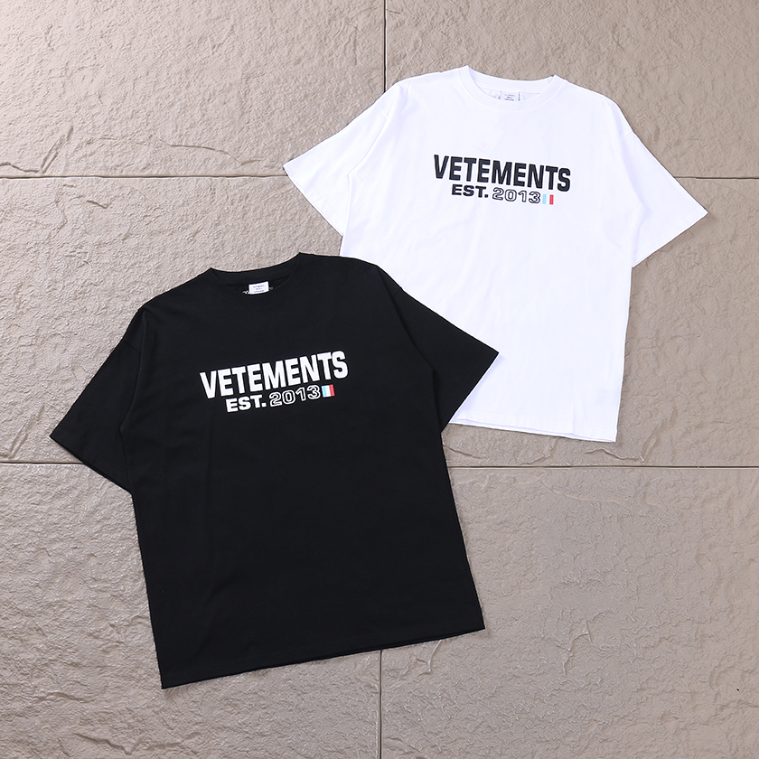 VETEMENTS T-SHIRT