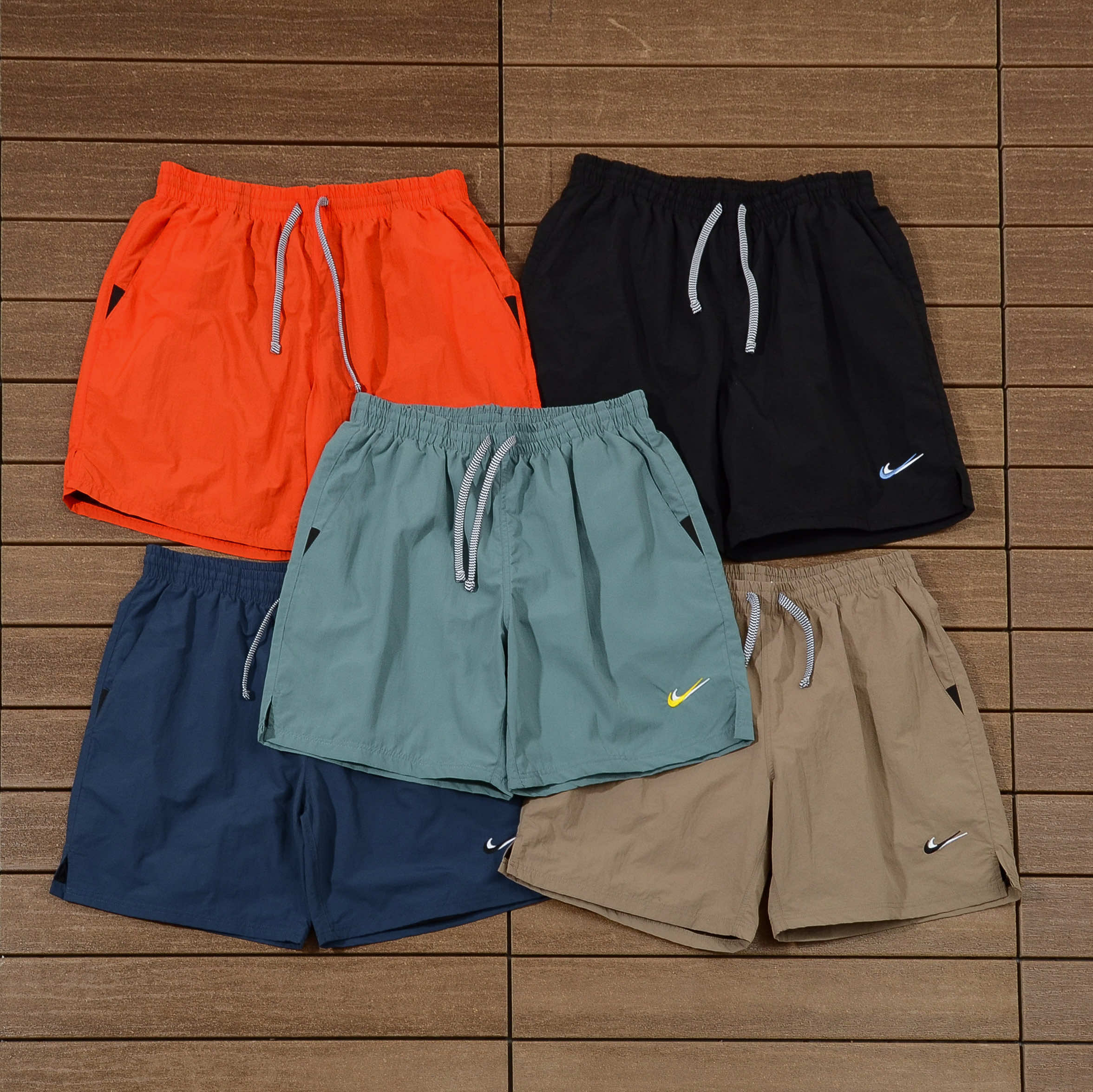 NIKE SHORT