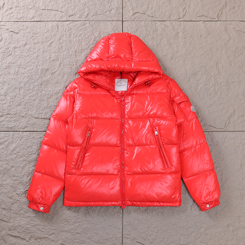 MONCLER DOWN JACKET