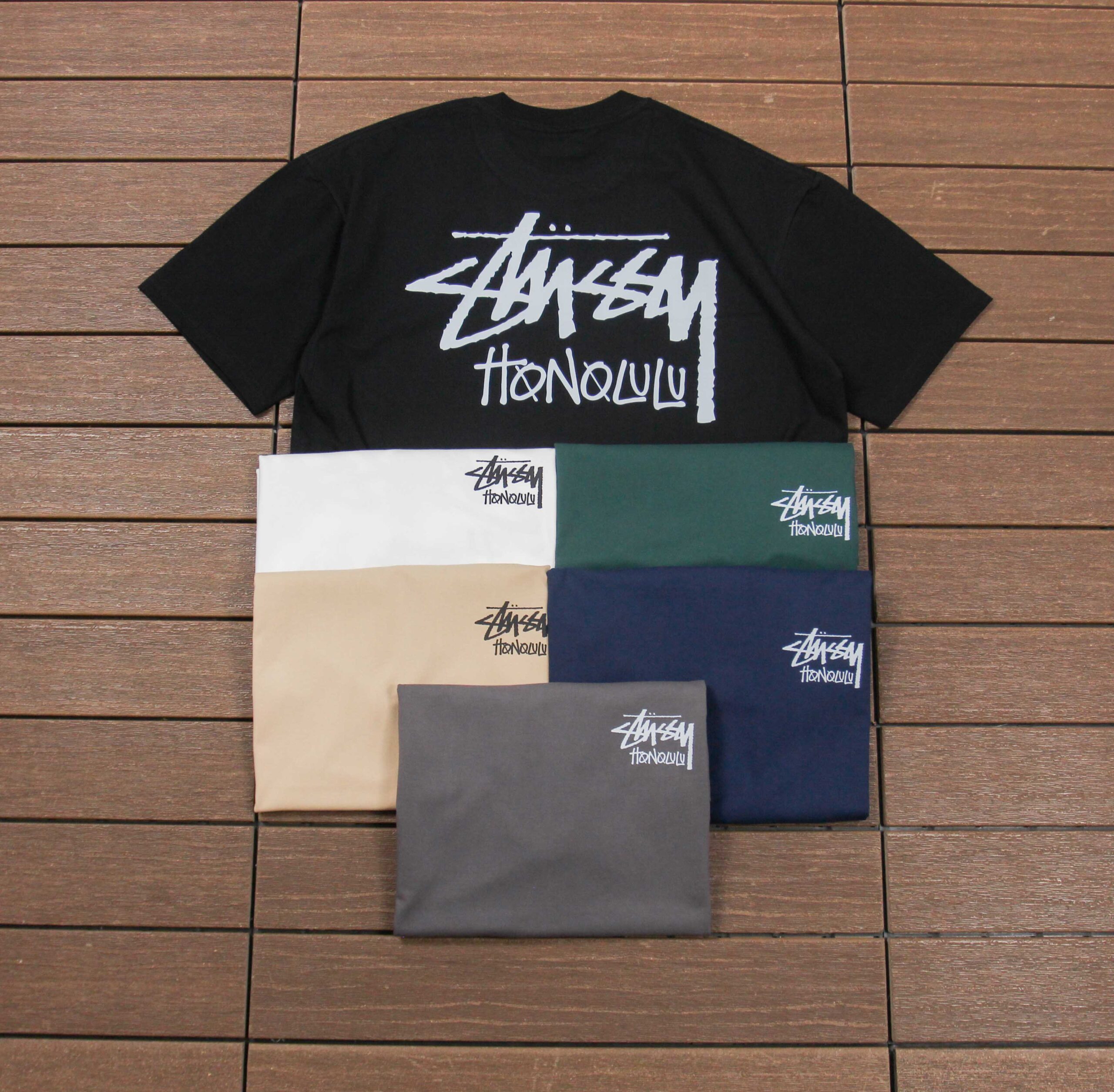 STUSSY T-SHIRT