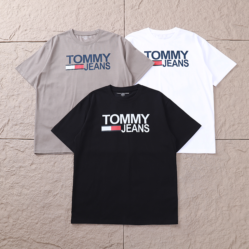 TOMMY HILFIGER T-SHIRT