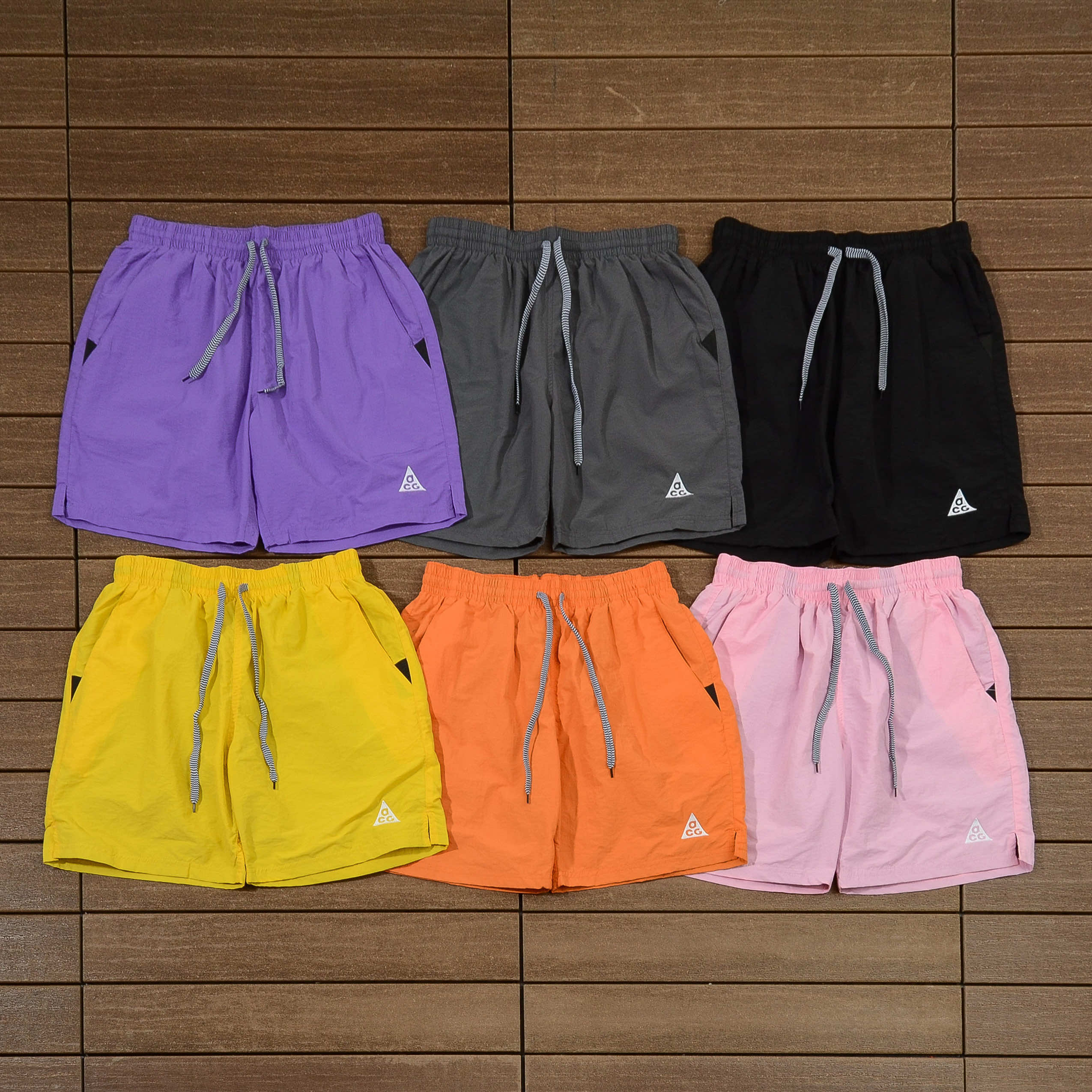 NIKE ACG SHORT