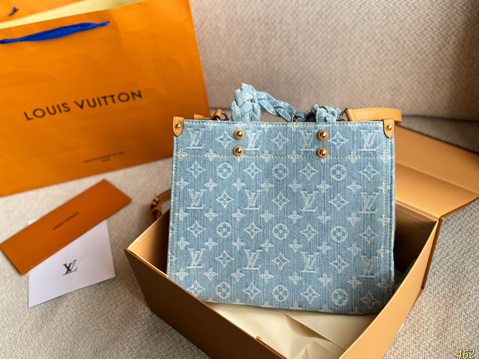 LV BAG