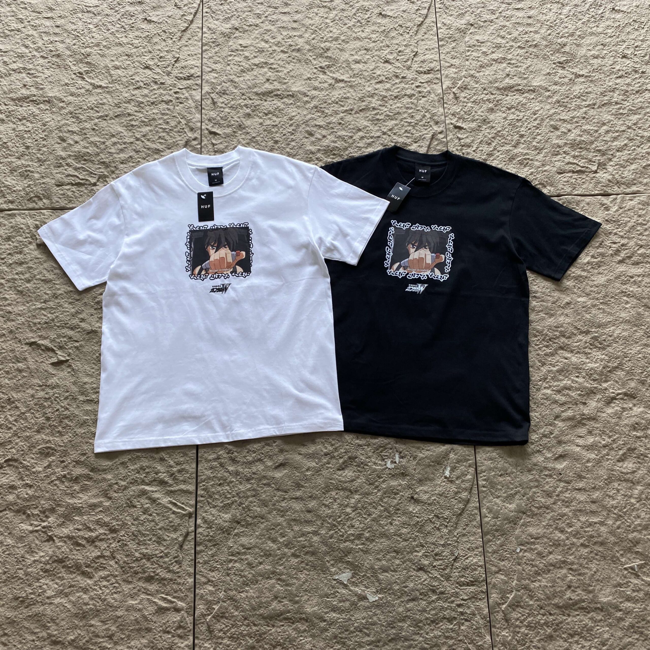 HUF T-SHIRT