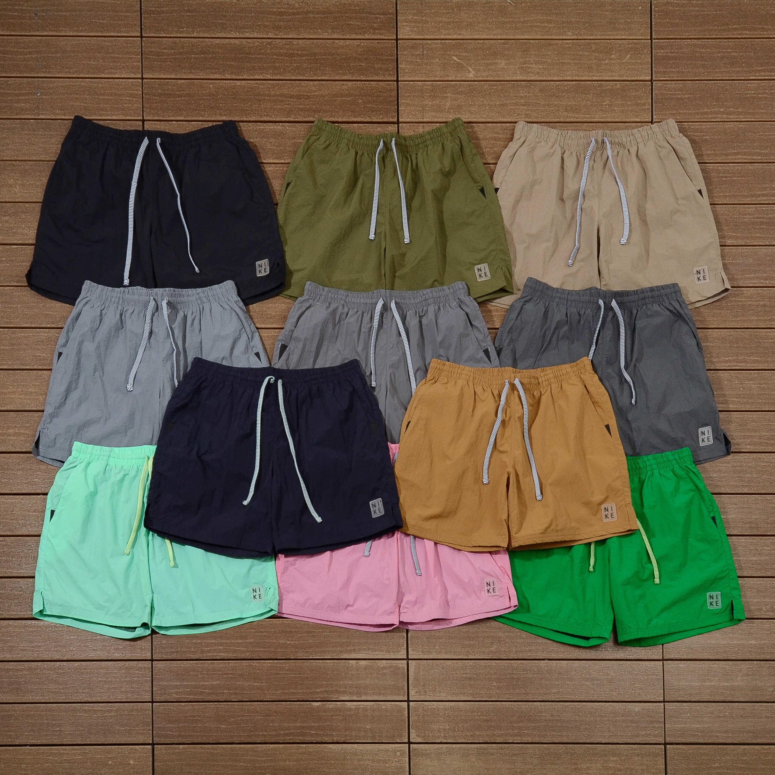 NIKE SHORT