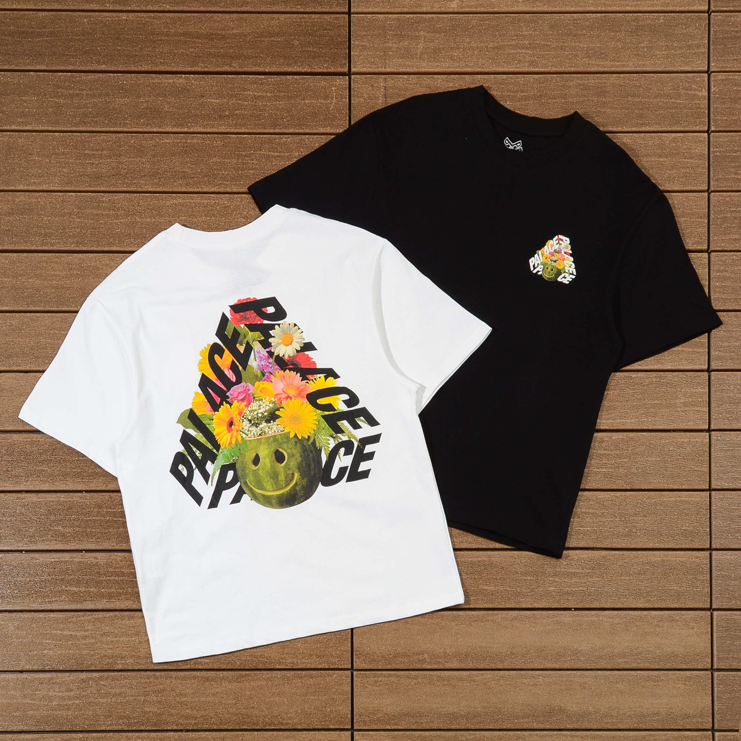 PALACE T-SHIRT