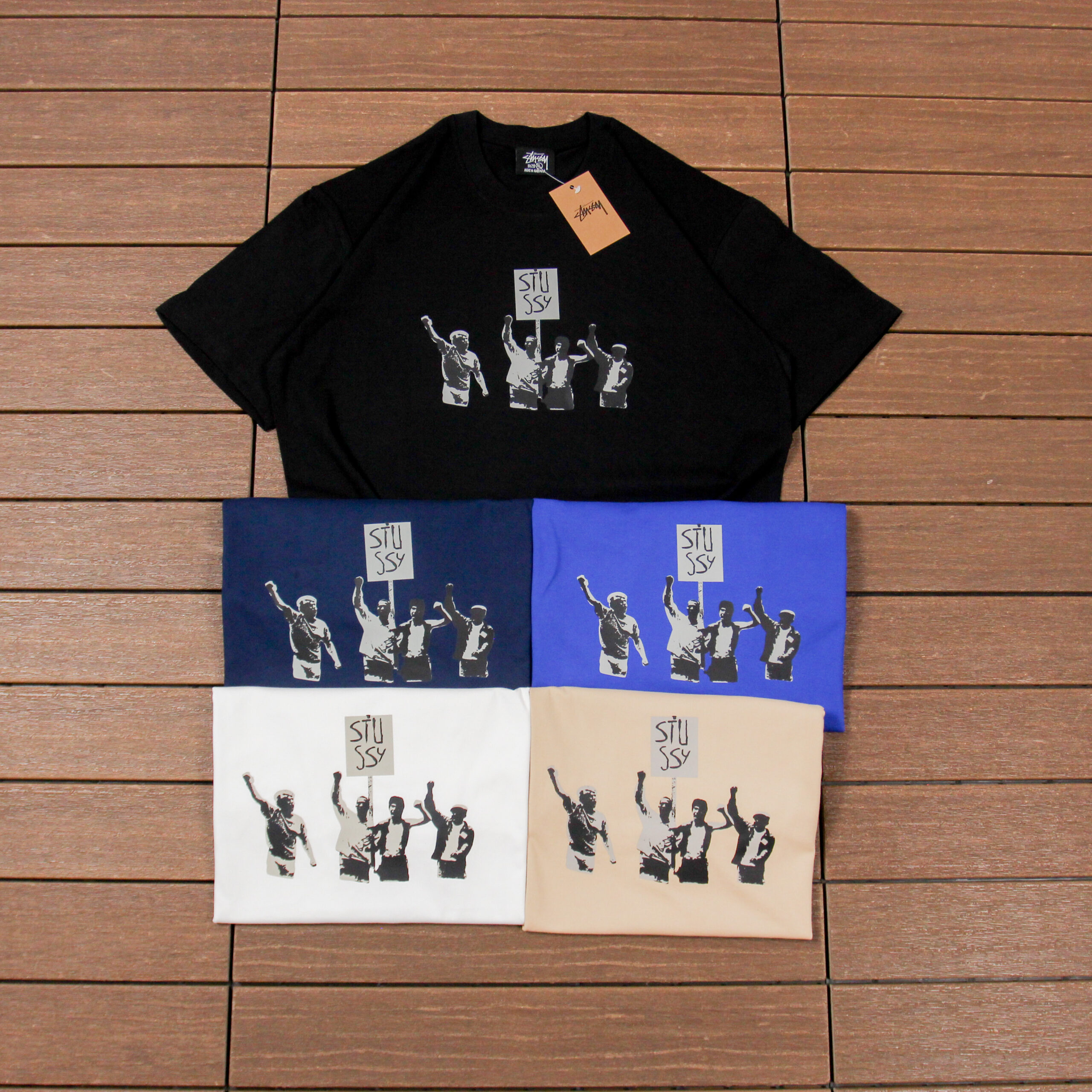 STUSSY T-SHIRT