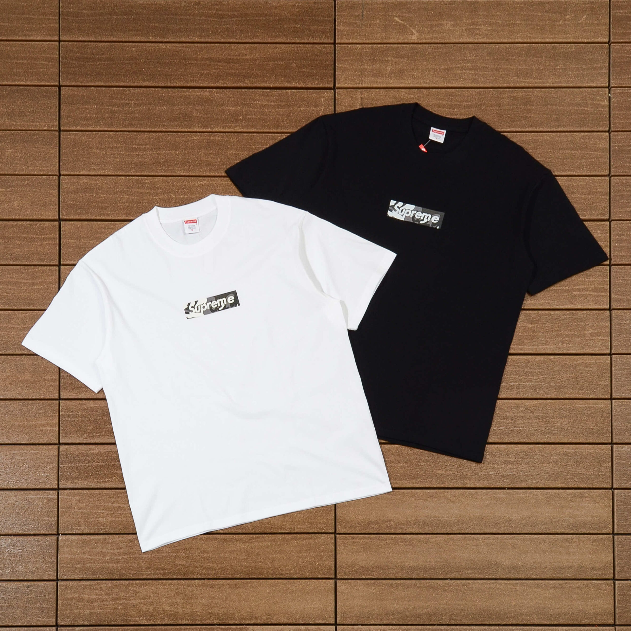 SUPREME T-SHIRT