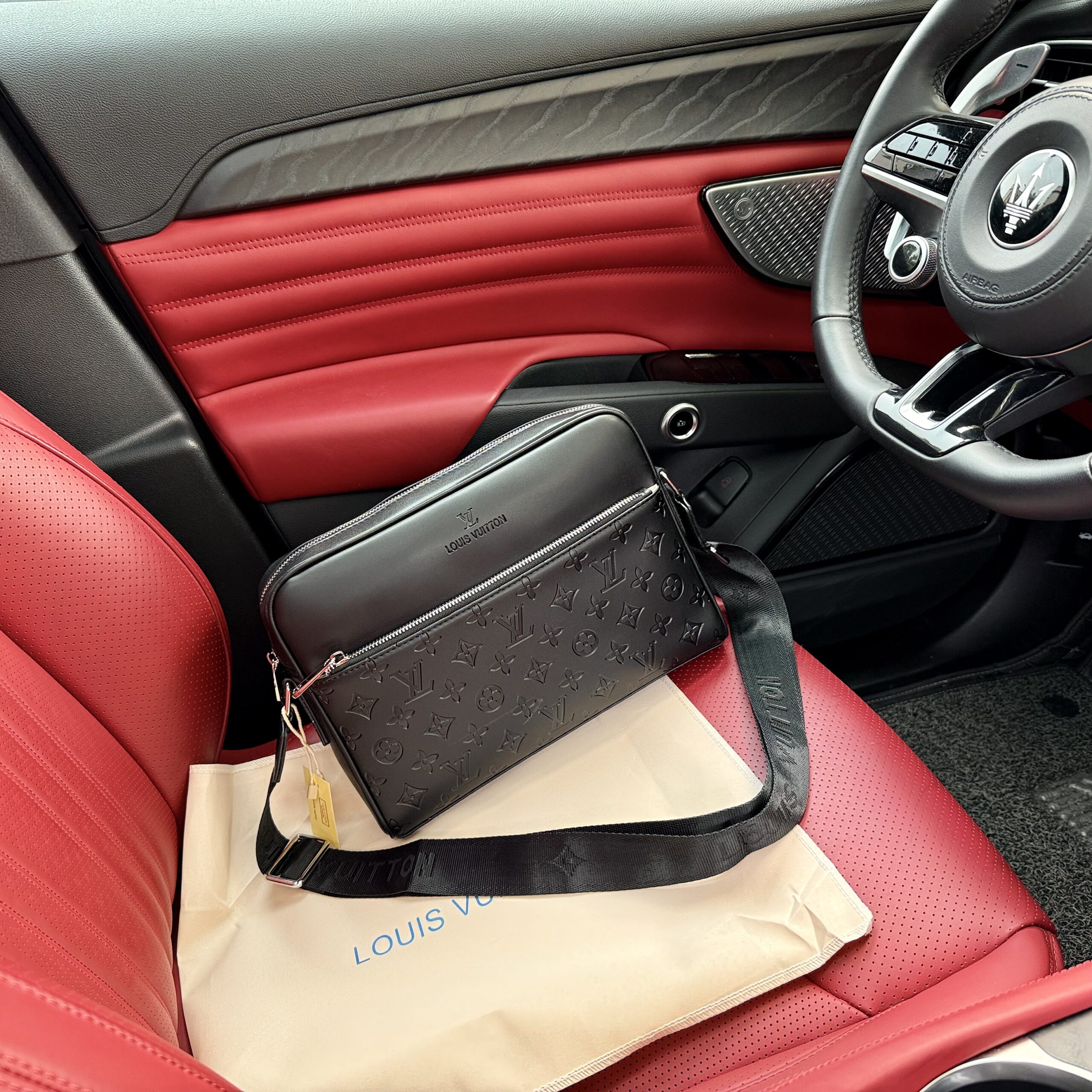LV BAG