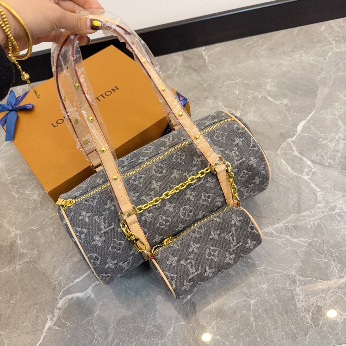 LV BAG
