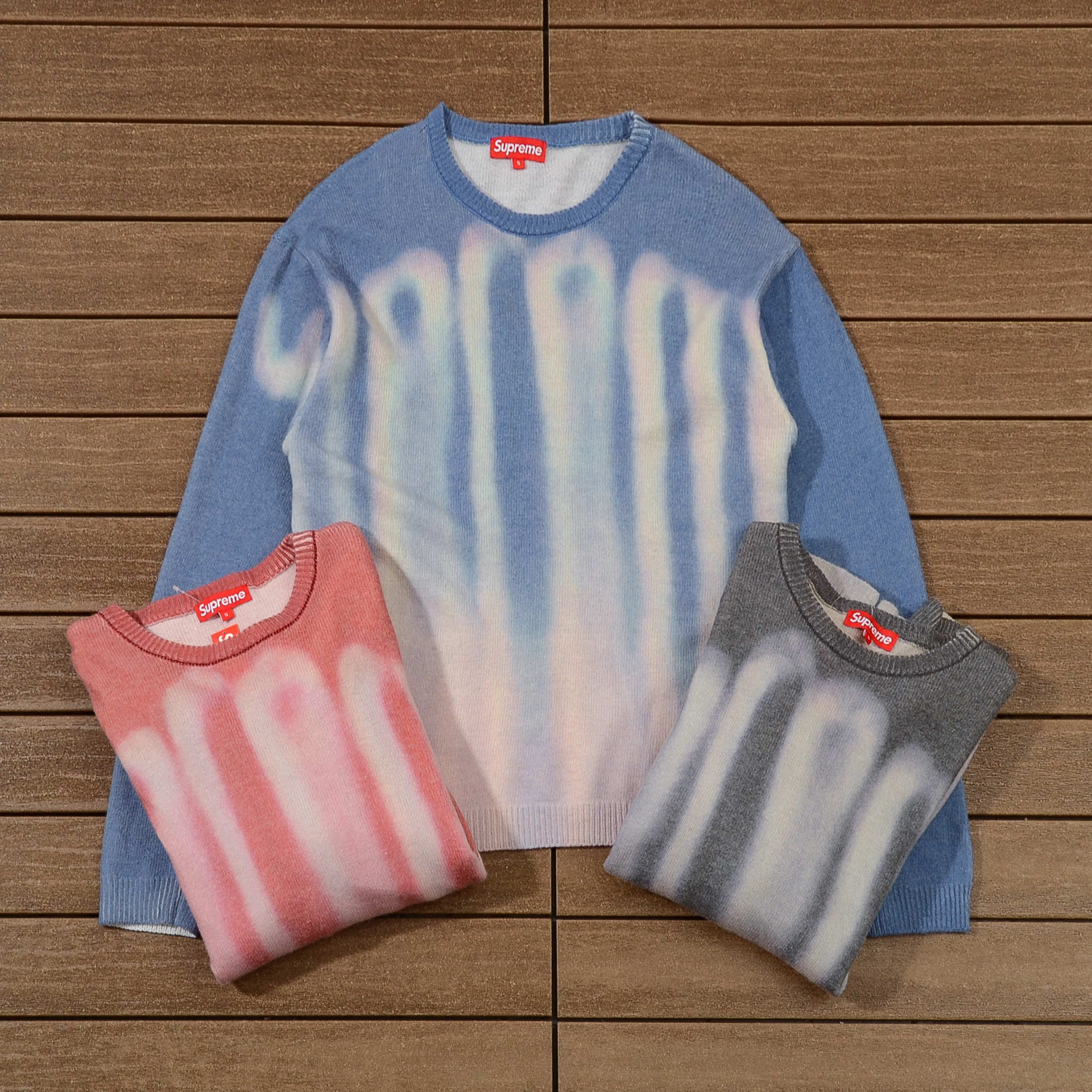 SUPREME SWEATER
