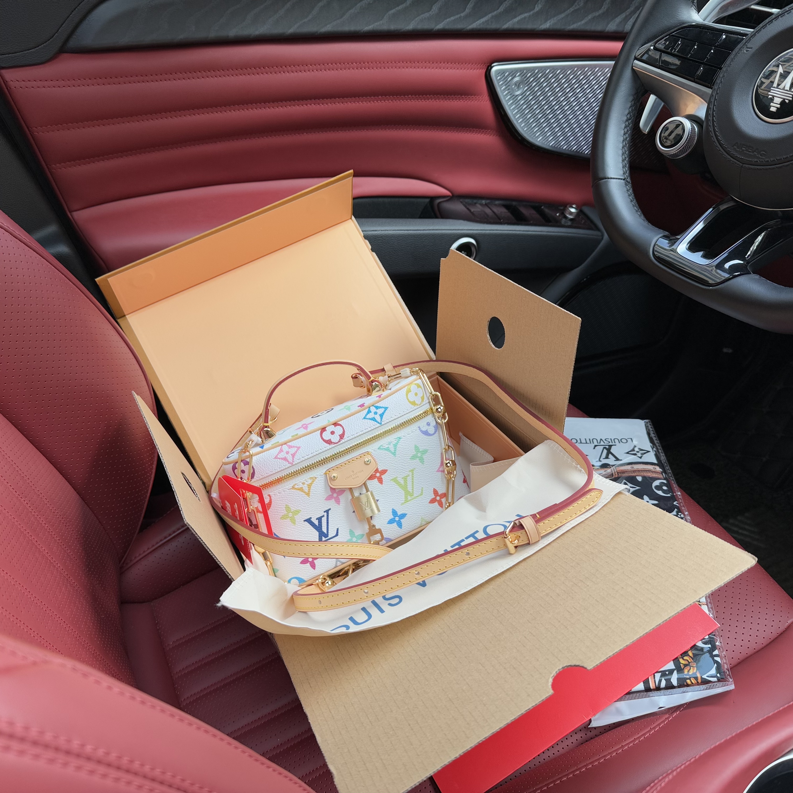 LV BAG