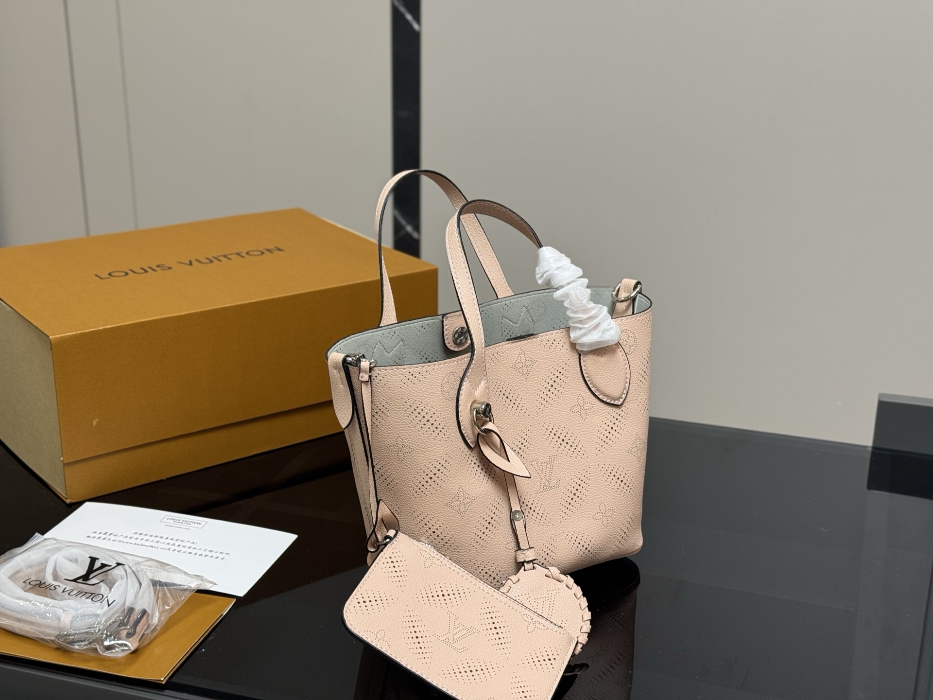 LV BAG