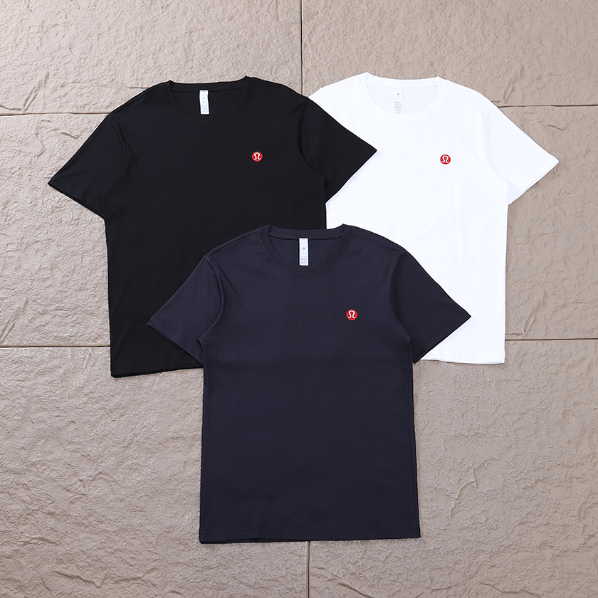 LULULEMON T-SHIRT
