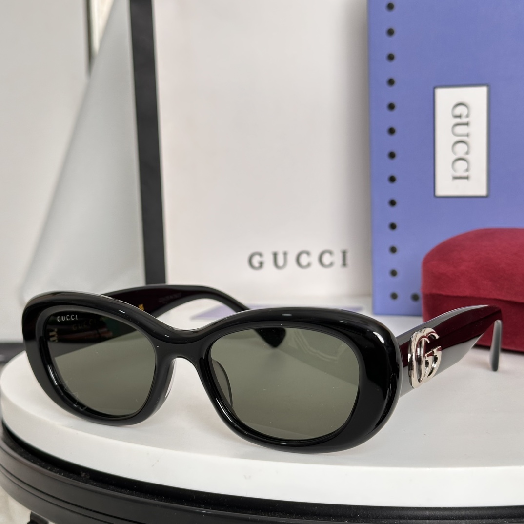 GUCCI GG1829S